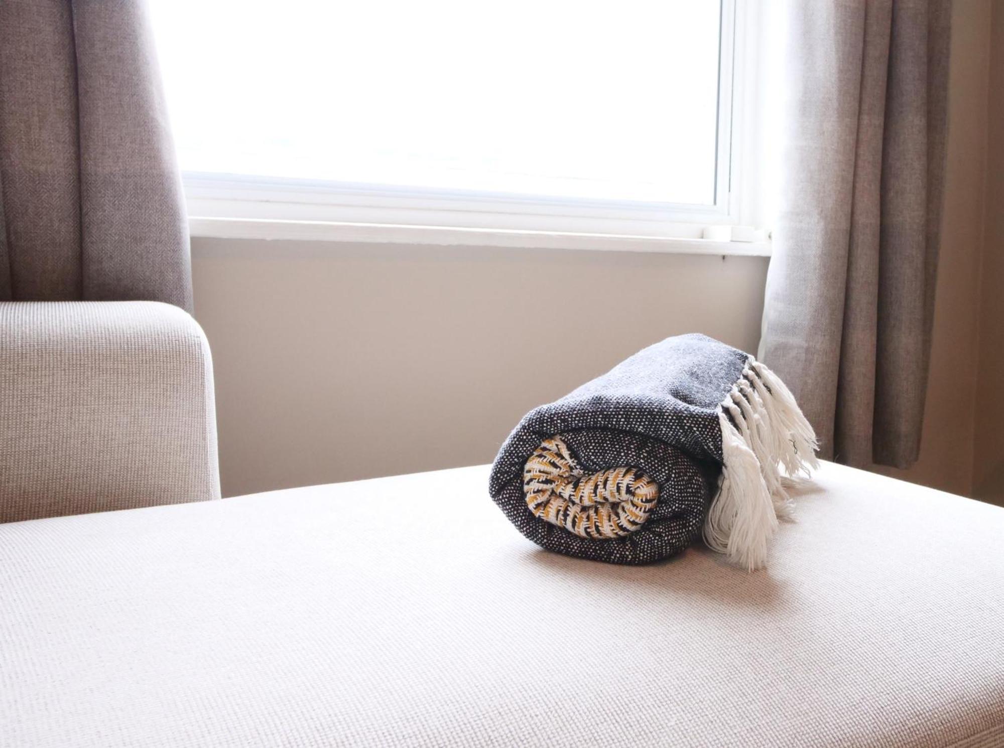 Fifth Quarter Apartment With Free Parking York Exterior foto